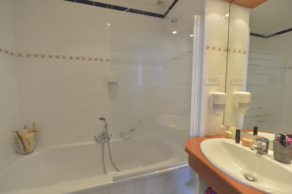 Cristal Hotel Restaurant - Logis Hotels Saumur Εξωτερικό φωτογραφία