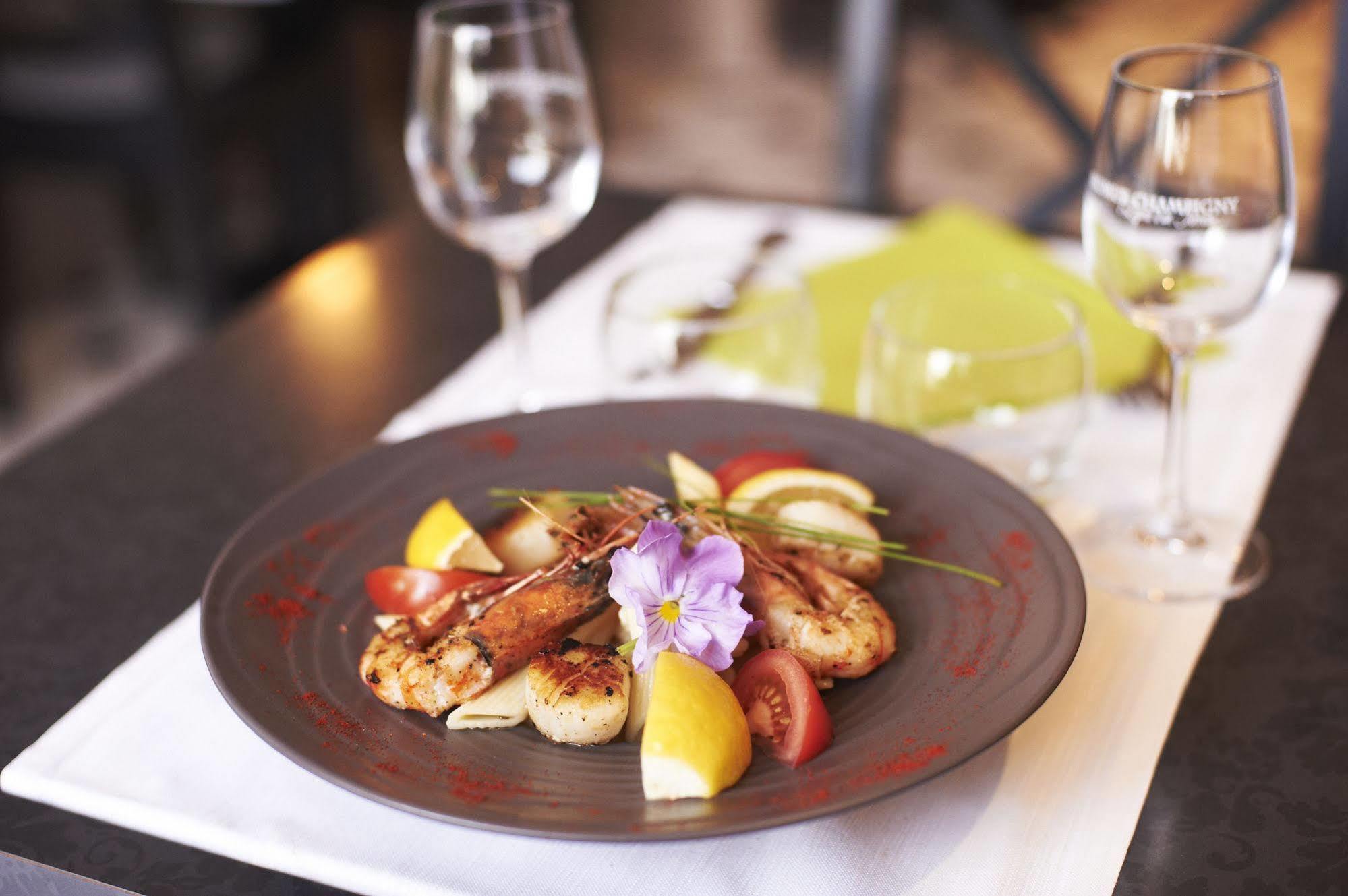 Cristal Hotel Restaurant - Logis Hotels Saumur Εξωτερικό φωτογραφία